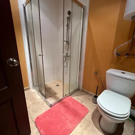 Two Bedroom 5 Minutes From The Apartament