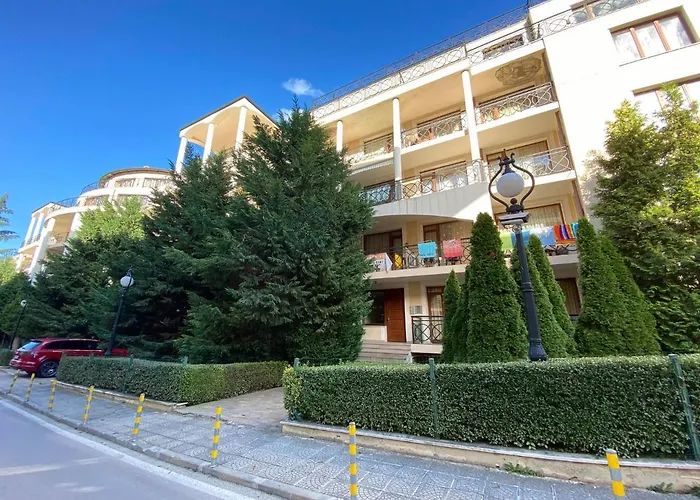 Two Bedroom 5 Minutes From The Złote Piaski