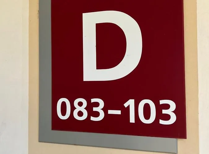 Two Bedroom 5 Minutes From The Lägenhet *