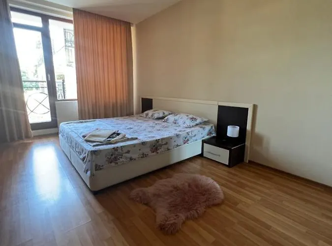 Apartament Two Bedroom 5 Minutes From The
